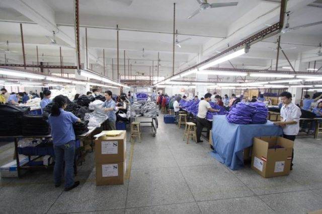 WinPro Handbag packaging department